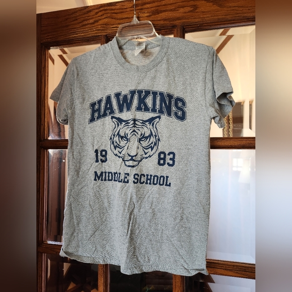 SOLD Stranger Things tshirt - Picture 1 of 3